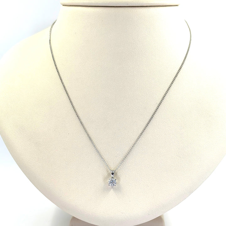 0.10 Carat Diamond Cluster Pendant