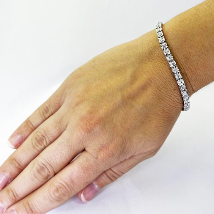 Illusion Set Diamond Line Bracelet