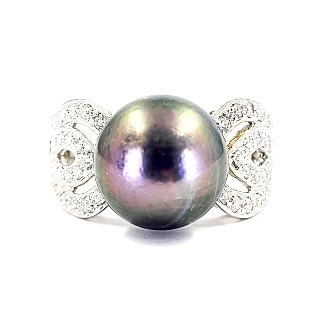 Tahitian Cultured Pearl and Diamond Ring