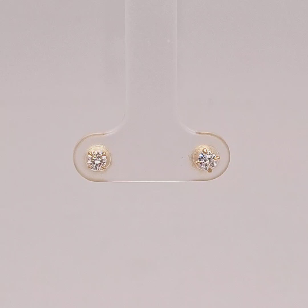 0.20 Carat Diamond Stud Earrings