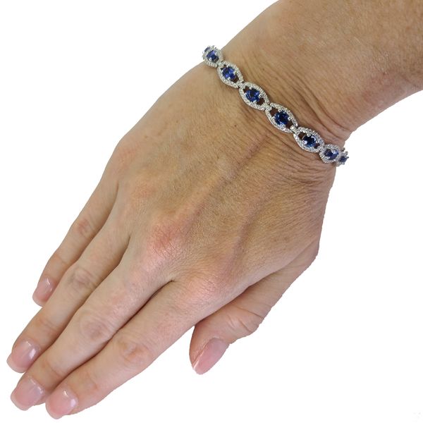 Sapphire-and-diamond-bracelet