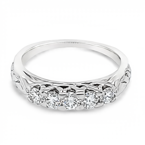 estate-engraved-diamond-wedding-band