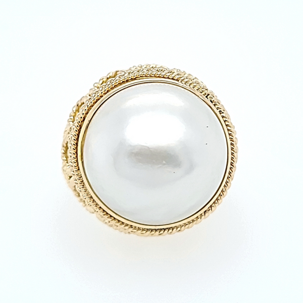 Estate-Mabe-pearl-ring