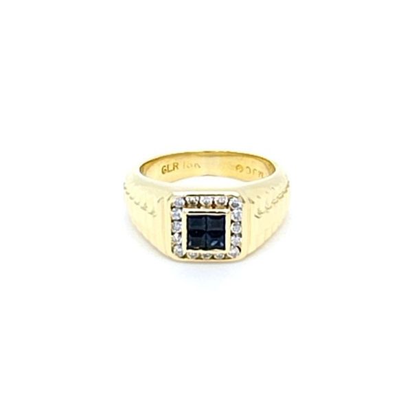 Sapphire-and-diamond-men's-ring